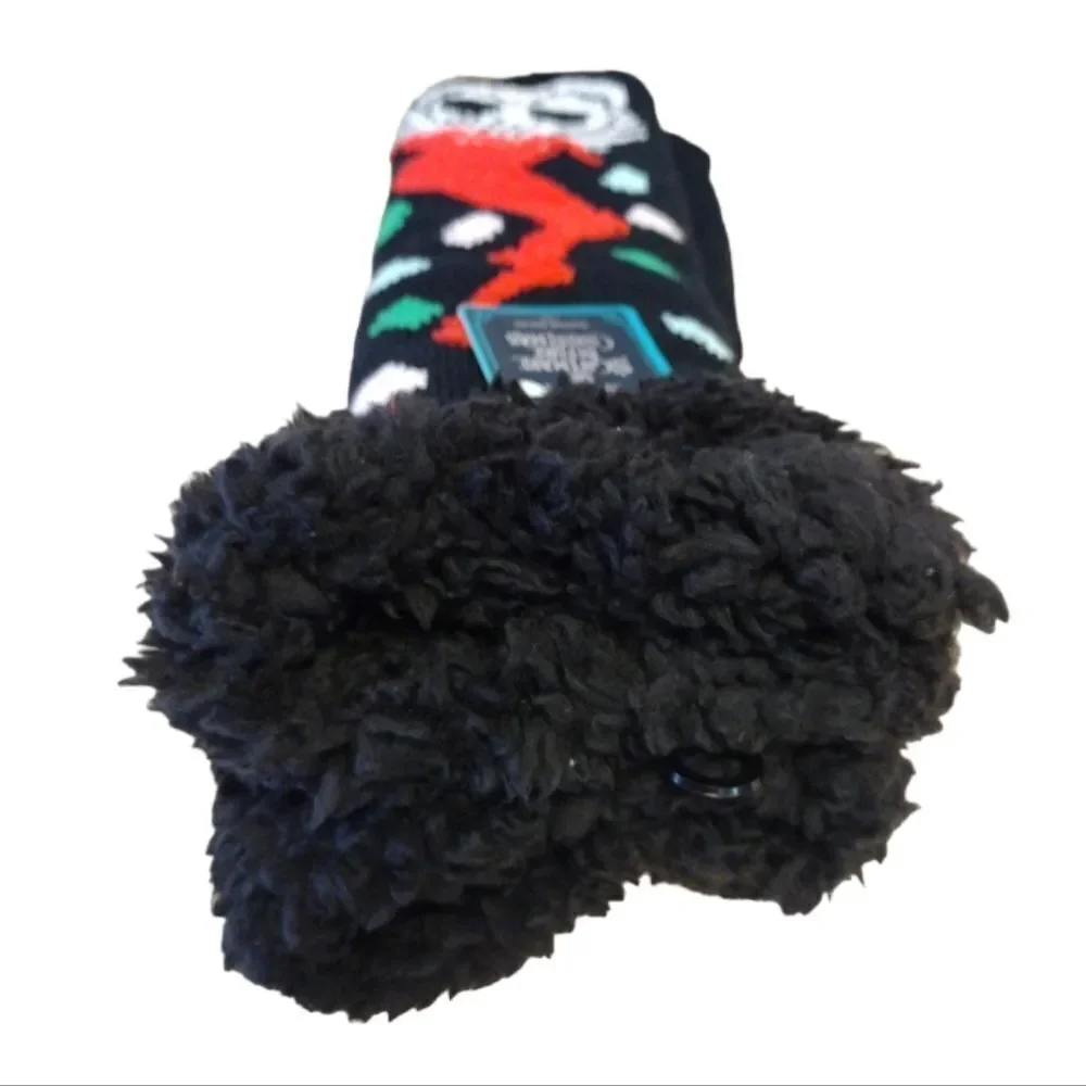 Disney Nightmare Before Christmas Black Sherpa Holiday‎ Slipper Socks NWT